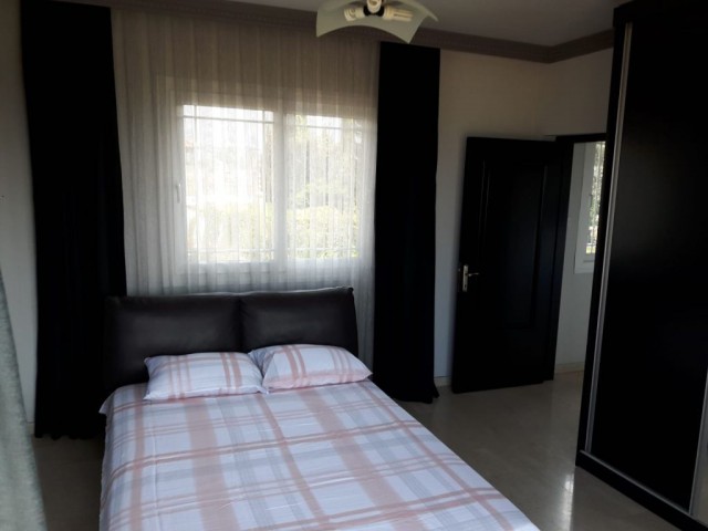 Girne Çatalkoy de denize sıffır 4+2 ultra lux villa.