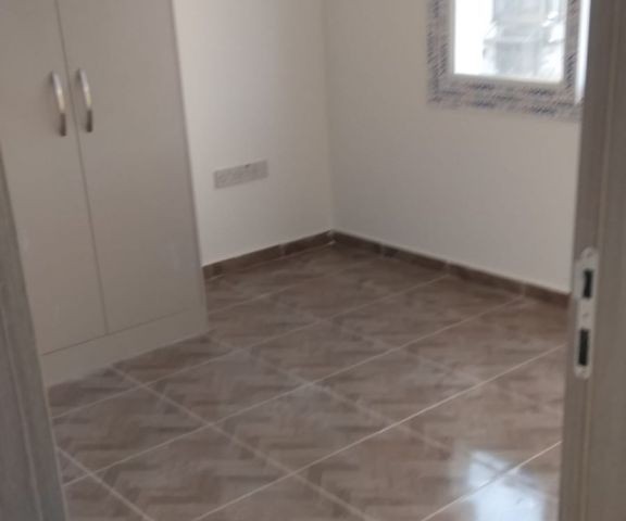 Girne Merkez'de çarşıya yakın 2+1 sıfır asansörlü Daireler kiralık!!!!!