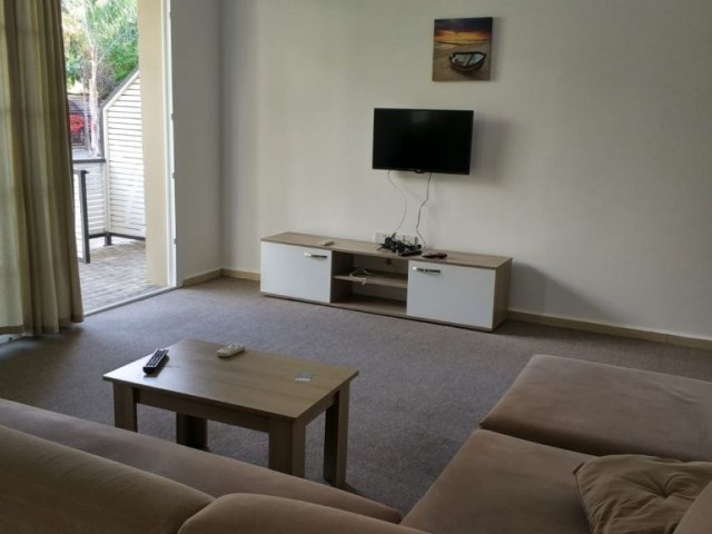 Flat To Rent in Alsancak, Kyrenia