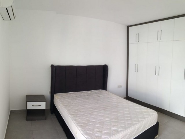 Flat To Rent in Alsancak, Kyrenia