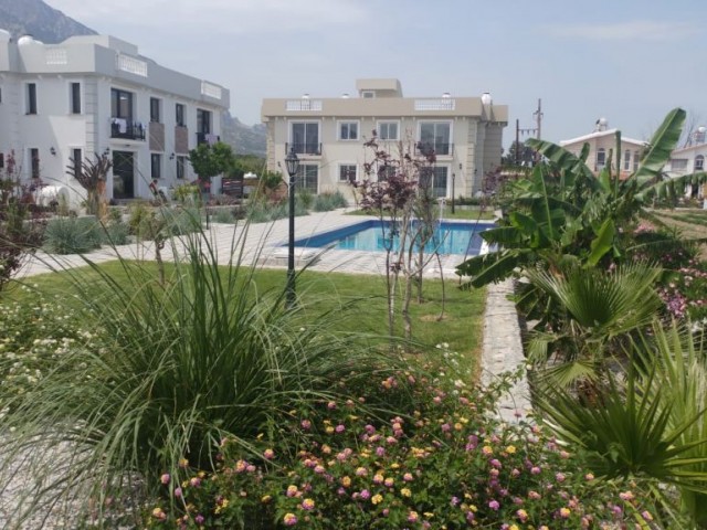 2+1 Fully furnished Luxury Apartment in Kyrenia Lapta!!!! ** 