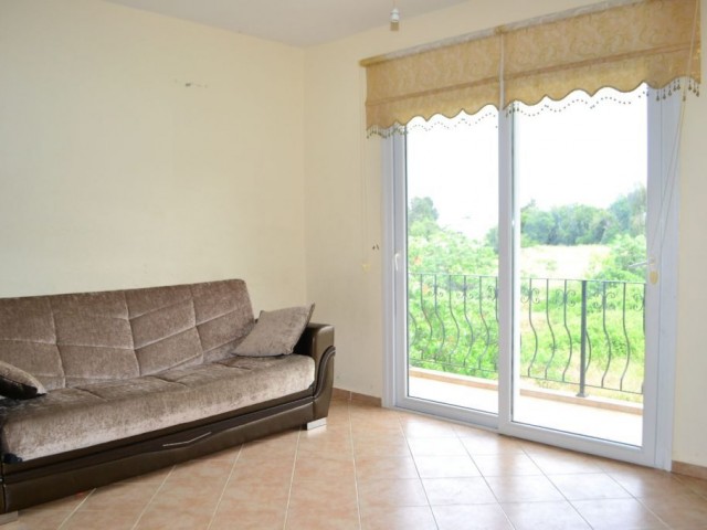 Flat To Rent in Alsancak, Kyrenia