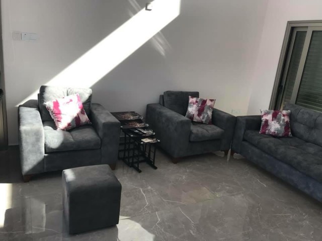 Alsancak Yeşiltepe'de 2+1 Full Eşyalı LÜKS VİLLA !!!!