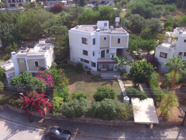 Вилла Продается in Zeytinlik, Кирения