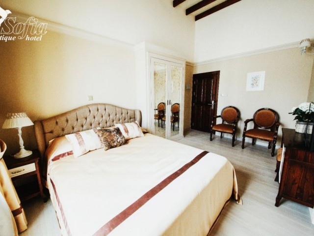 BOUTIQUE HOTEL IN THE OLD PART OF KYRENIA WITH 27 PEOPLE CAPACITY - SOLE AGENT