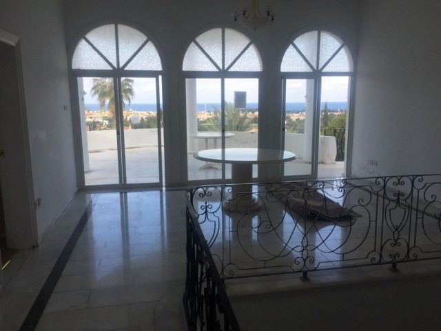 Kyrenia Chatalköy de bouti Zweck Villa mit 16 Schlafzimmern und Schwimmbad ** 