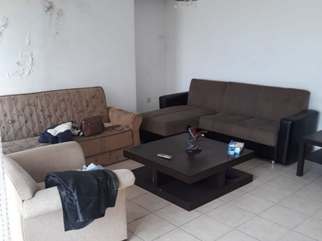 3 BEDROOM TURKISH TITLE PENTHOUSE IN THE CENTER OF KYRENIA WITH LOTS OF FACILITIES- PATARA SITE