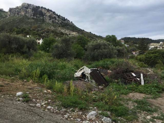 KYRENIA/ Karşıyaka village a beutiful plot with villa and pool project and stunning sea and mountain views