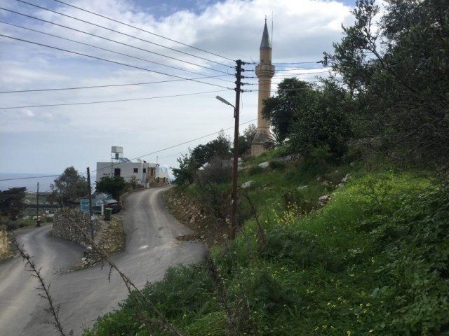 منطقه مسکونی برای فروش in Karşıyaka, گیرنه