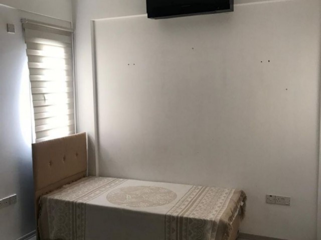 Flat To Rent in Alsancak, Kyrenia