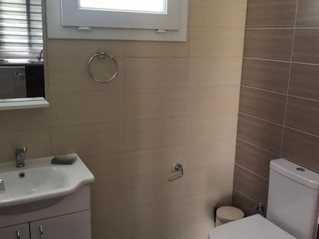 Flat To Rent in Alsancak, Kyrenia