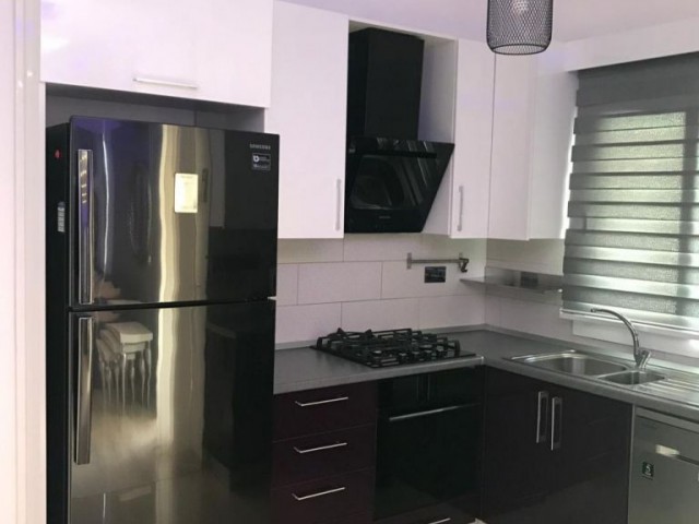 Flat To Rent in Alsancak, Kyrenia