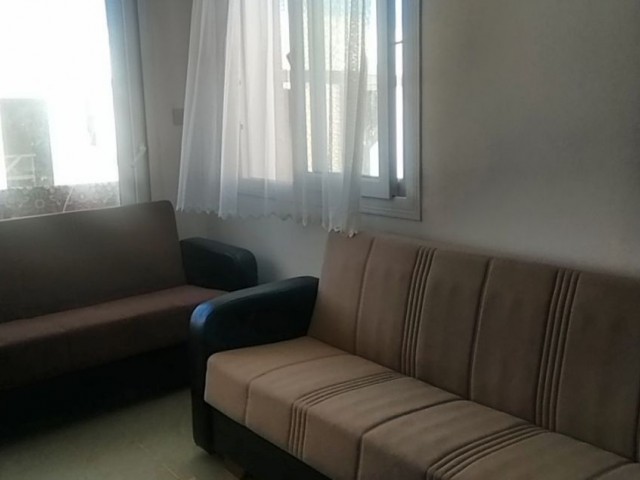 LAPTA BEKTAŞ MARKET CIVARINDA 2+1 DAİRE  ORTAK  HAVUZLU KİRALIK !!!! 0533846 11 83 ZEBA TAJİEVA