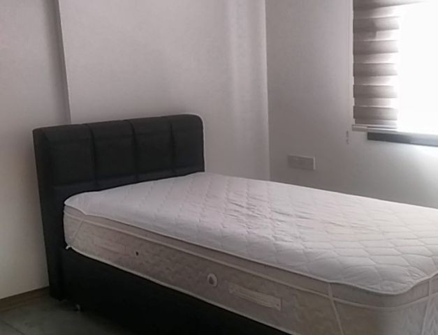 ALSANCAK ATAKARA MARKETE YAKIN DAİRE KİRALIK SIFIR BİNA SIFIR EŞYALI . 05338461183 ZEBO TAJİEVA.