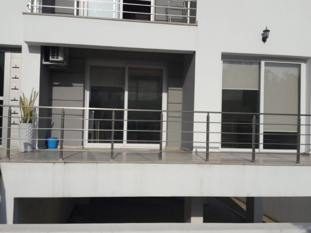 Flat To Rent in Doğanköy, Kyrenia