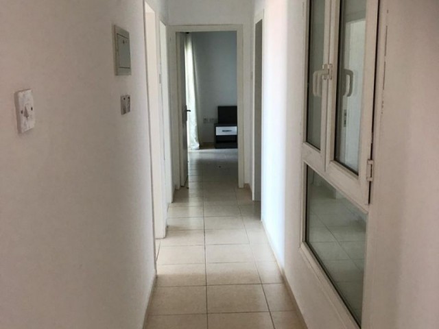 Flat To Rent in Alsancak, Kyrenia