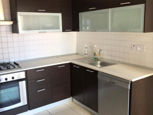 Flat To Rent in Alsancak, Kyrenia