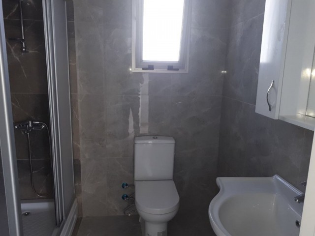 GİRNE MERKEZDE TÜM YAŞAM ALANLARINA YÜRÜME MESAFESİ YENİ 3+1 PENTHOUSE