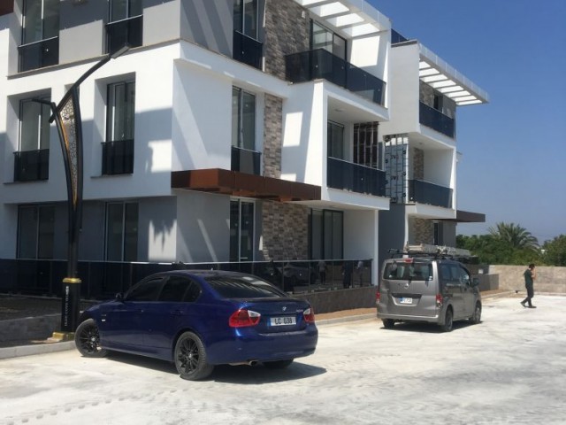 Apartments in Kyrenia, LAPTA mit 1 +1 LOFT - Architektur und einer ganz besonderen Architektur mit Zentralheizung / Kühlung - hergestellt nach dem Konzept von CITTAASLO ① - Fiat fiel auf 55,500 Stg. ** 