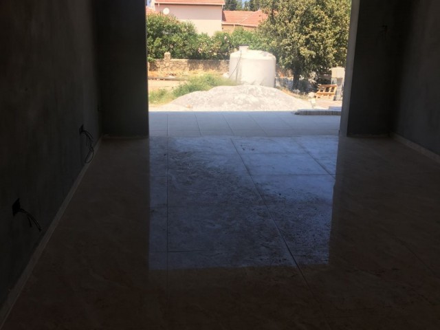 Flat To Rent in Alsancak, Kyrenia