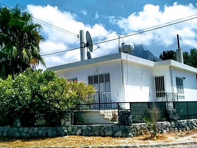 Einfamilienhaus Kaufen in Karşıyaka, Kyrenia