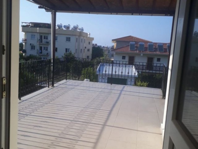 ALSANCAK RIVER SIDE OTELE YAKIN GENİŞ MANZARALI TEMİZ DAİRE. 0533 846 1183 ZEBO TAJİEVA.