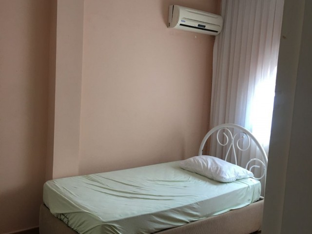 GİRNE KARAOĞLAN MERKEZDE MÜSTAKİL RAHATLIĞINDA 2+1 DAİRE