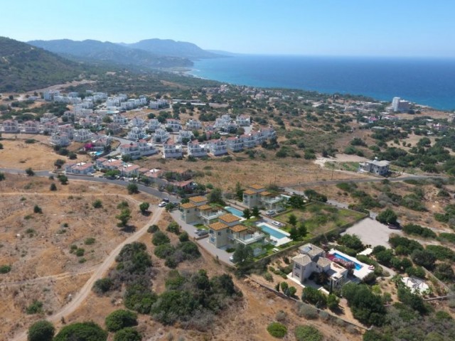 KYRENIA / KARŞIYAKA village FIRST TIME BUILT PROJECT WITH TURKISH TITLE APHRODITE PALACES  PRICES STARTING WITH 1,185,000 Stg.- Doğan BORANSEL 0533-8671911