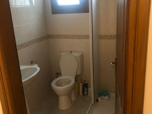 Flat To Rent in Alsancak, Kyrenia