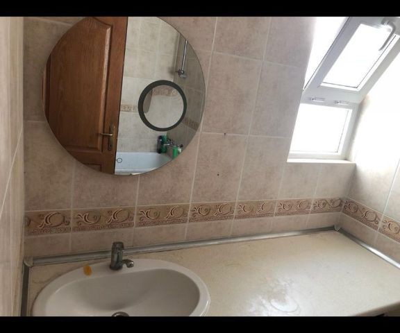 TURKISH TITLE 3 Bedroom 150 m2 apartment in KYRENIA with excellent sea views