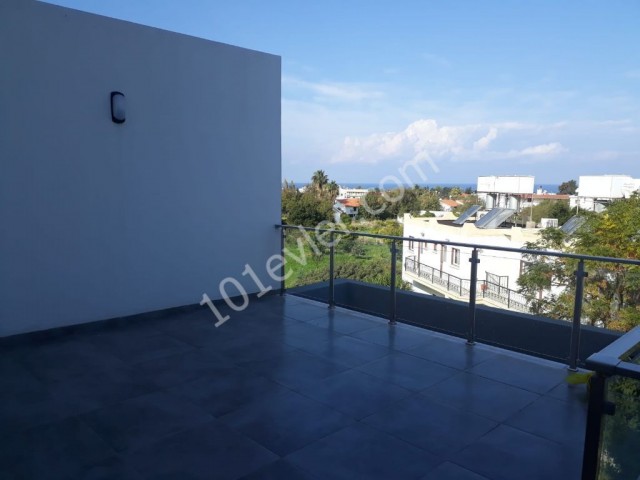 Penthouse To Rent in Alsancak, Kyrenia