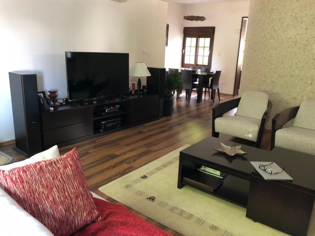 Wunderschöne Villa in ALSANCAK, KYRENIA Doğan Boransel: 0533-8671911