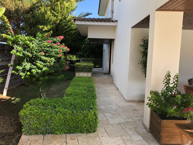 Wunderschöne Villa in ALSANCAK, KYRENIA Doğan Boransel: 0533-8671911