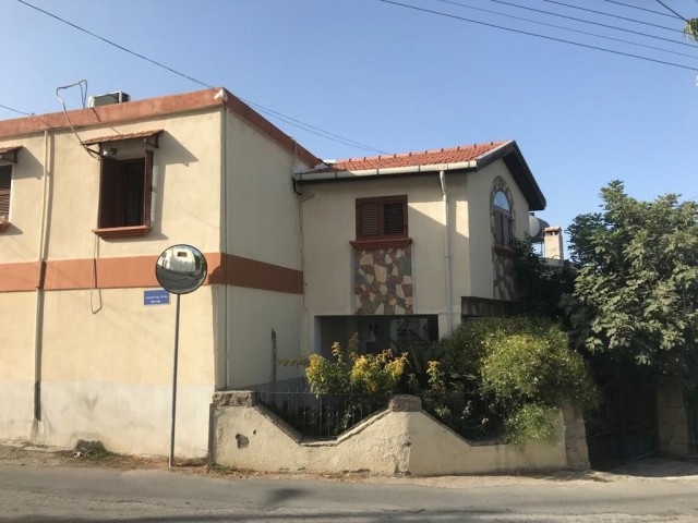 Old Cypriot House3 bedroom  located in Kyrenia, Lapta