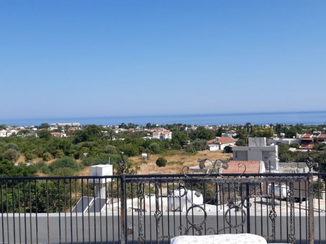 Kyrenia, LAPTA da 8 + 4 Wohnung ** 