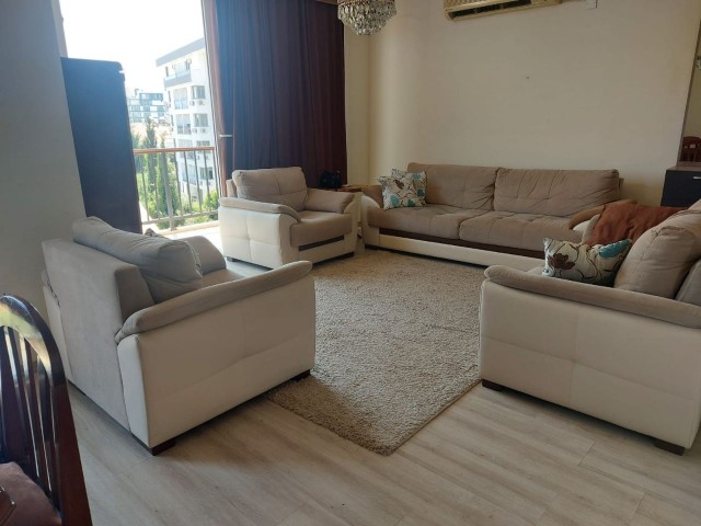 Kyrenia city centre 2+1 Apartment