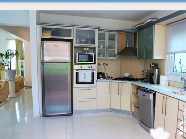 Girne, Zeytinlik 4+1 villa Yüzme 