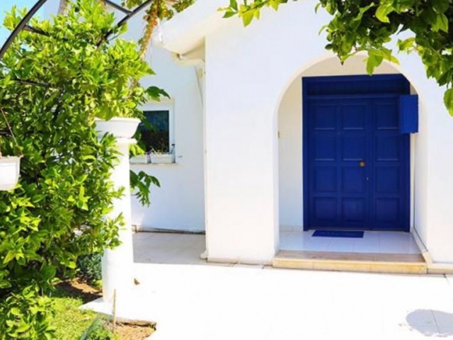 Girne, Zeytinlik 4+1 villa Yüzme 