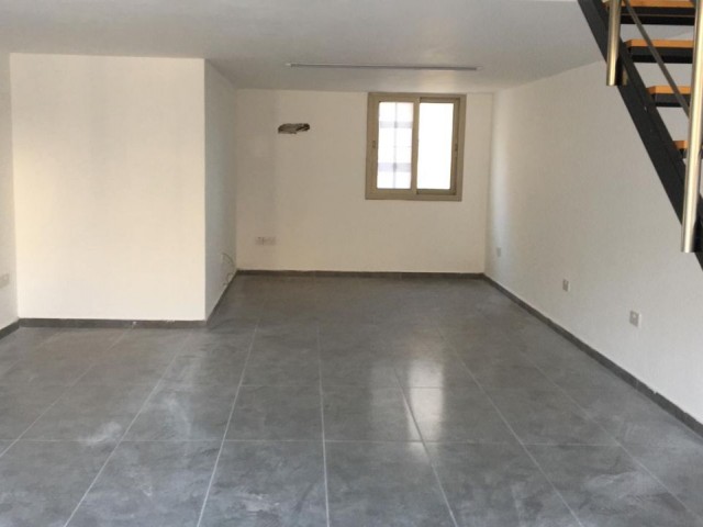 50 m2 Geschäft in Kyrenia, Alsancak ** 