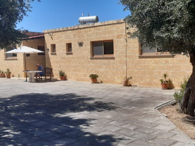 BEAUTIFUL STONE BUNGALOW WITH 3 BEDROOMS and LARGE GARDEN WITH OLIVE TREES and water well 