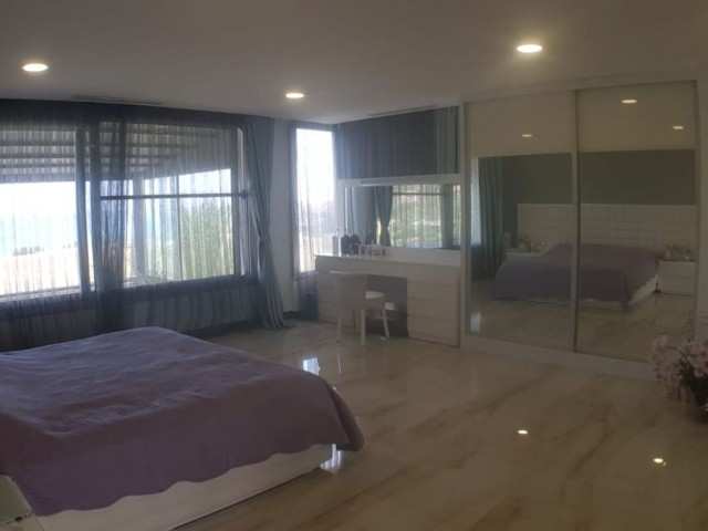 5+1 villa in Kyrenia, alagadi, ganz in der Nähe des Meeres ** 