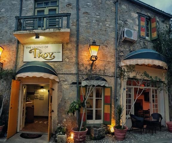 Lapta'da 600 yıllık tarihi YAĞ DEĞİRMENİ  - CAFE & WINE BAR