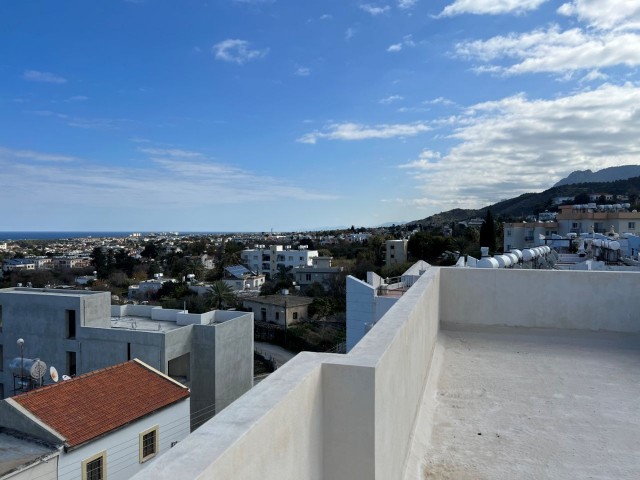 2+1 WOHNUNGEN IN Girne, Lapta MIT NULL MEER- UND BERGBLICK