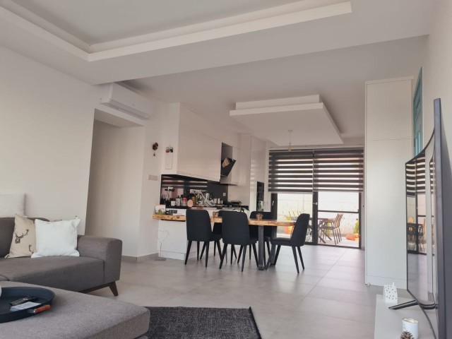 GİRNE, ALAGADİ'de  3 Yatak Odalı  Ortak yüzme havuzlu muhteşem bir  BUNGALOW- Doğan Boransel - 0533-8671911.