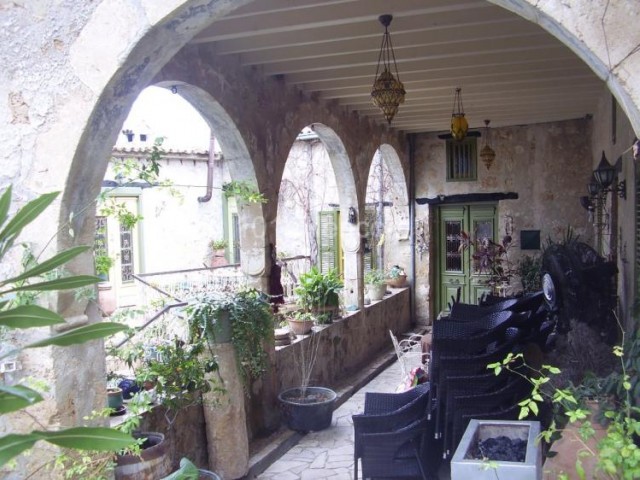 Einfamilienhaus  in Lapta, Kyrenia