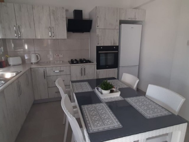 آپارتمان 3+1 برای فروش در مرکز گزیمائوسا، در وضعیت عالی و با مربی ترکیه (0533 871 6180)