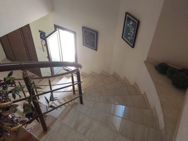 4 +2 VILLA MIT ERSTAUNLICHER AUSSICHT IN KYRENIA MALATYA – Doğan Boransel: 0533-8671911