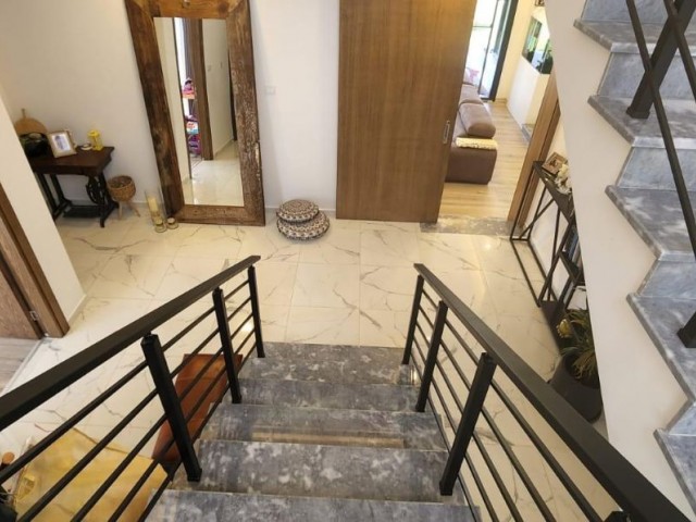 UNMÖBLIERTE 4+1-VILLA ZUM VERKAUF IN PERFEKTEM ZUSTAND IN MUTLUYAKA, GAZİMAĞUSA (0533 871 6180)