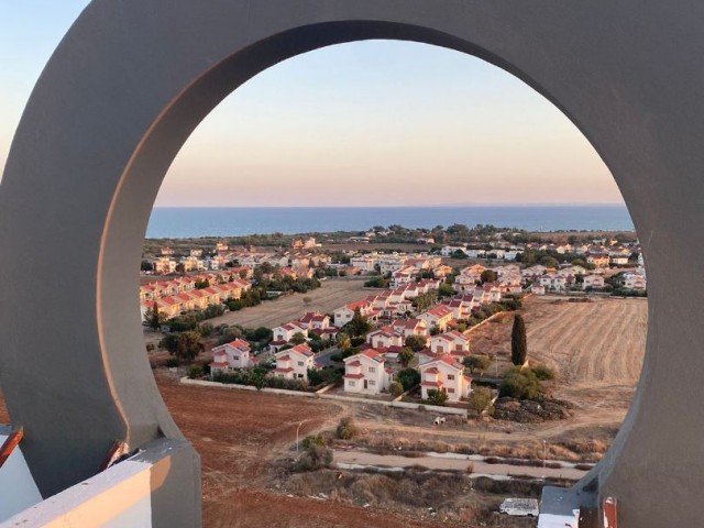 3+1 WOHNUNG ZU VERKAUFEN MIT ERSTAUNLICHEM MEERBLICK IN İSKELE BAHÇELER (0533 871 6180)