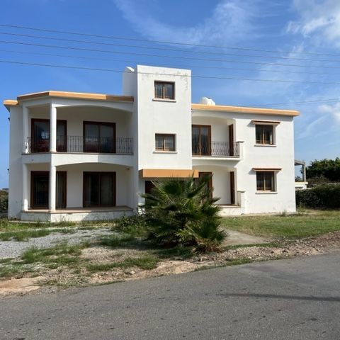 KARŞIYAKA, TURKISH TITLE DEED I!!!!  2 SEPERATE HOUSE IN TO 2 DONUM , BERRİN E. UĞURSÖZ +905338706300